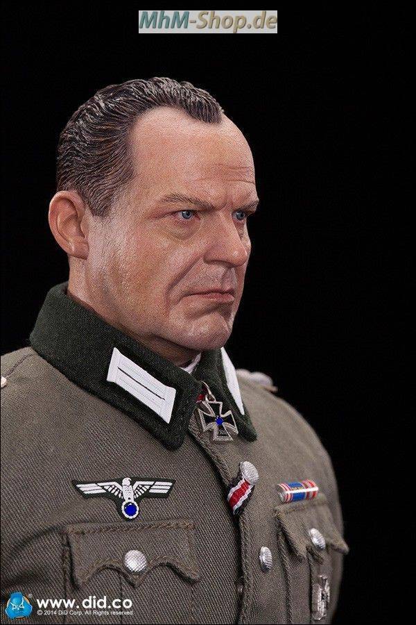 DiD Major Achbach (WH infantry) / cigarettes in 1/6 